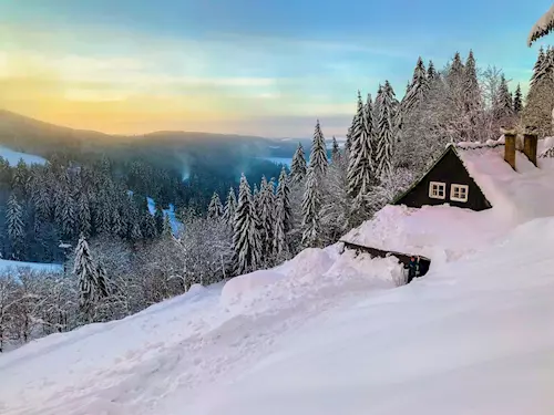 Vydejte se do Krkonoš za příběhy kultovních horských bud